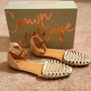 Crown Vintage "Moneth" Sandals (Size 10)